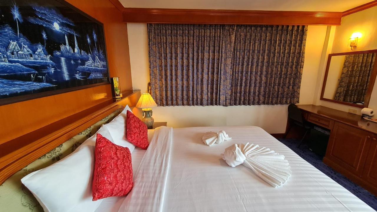 Vech Guesthouse Patong מראה חיצוני תמונה