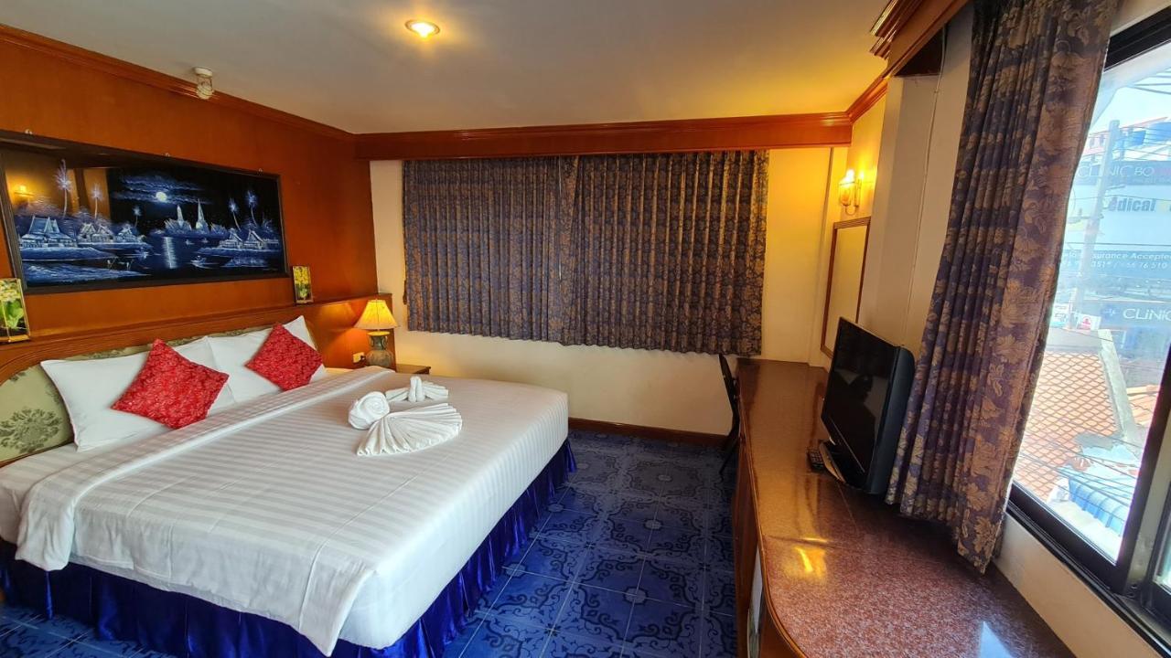 Vech Guesthouse Patong מראה חיצוני תמונה