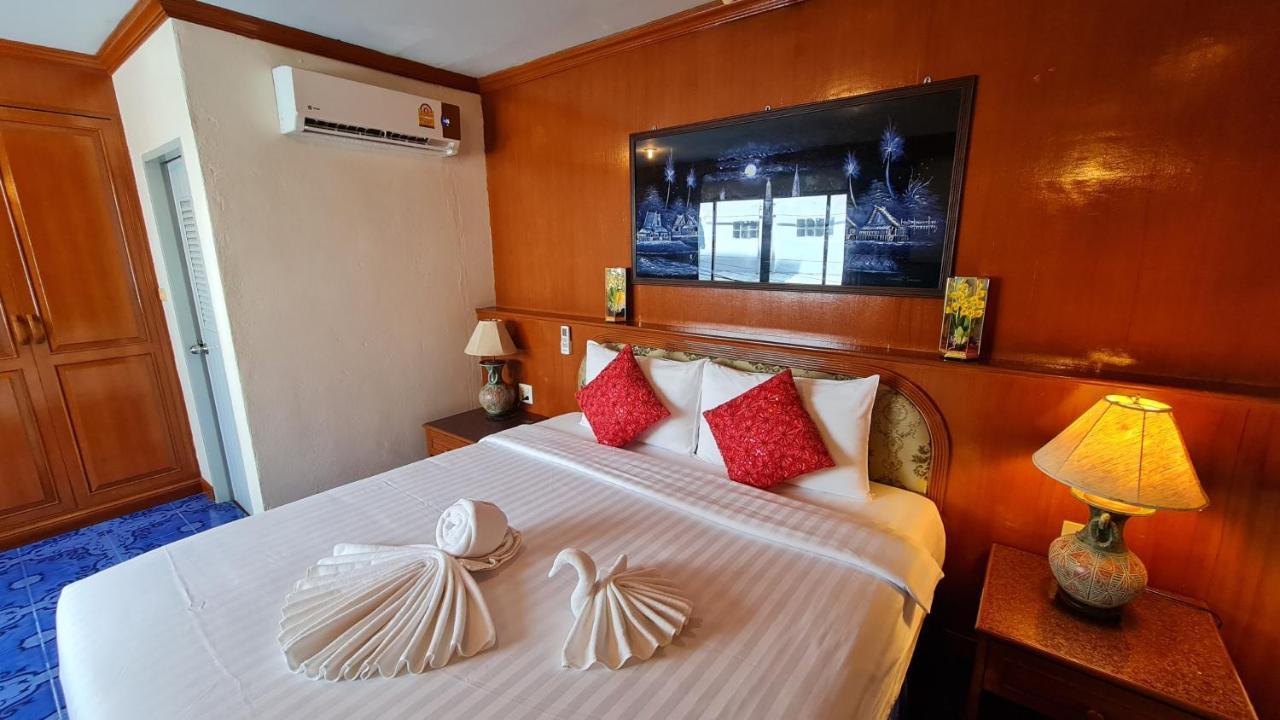 Vech Guesthouse Patong מראה חיצוני תמונה